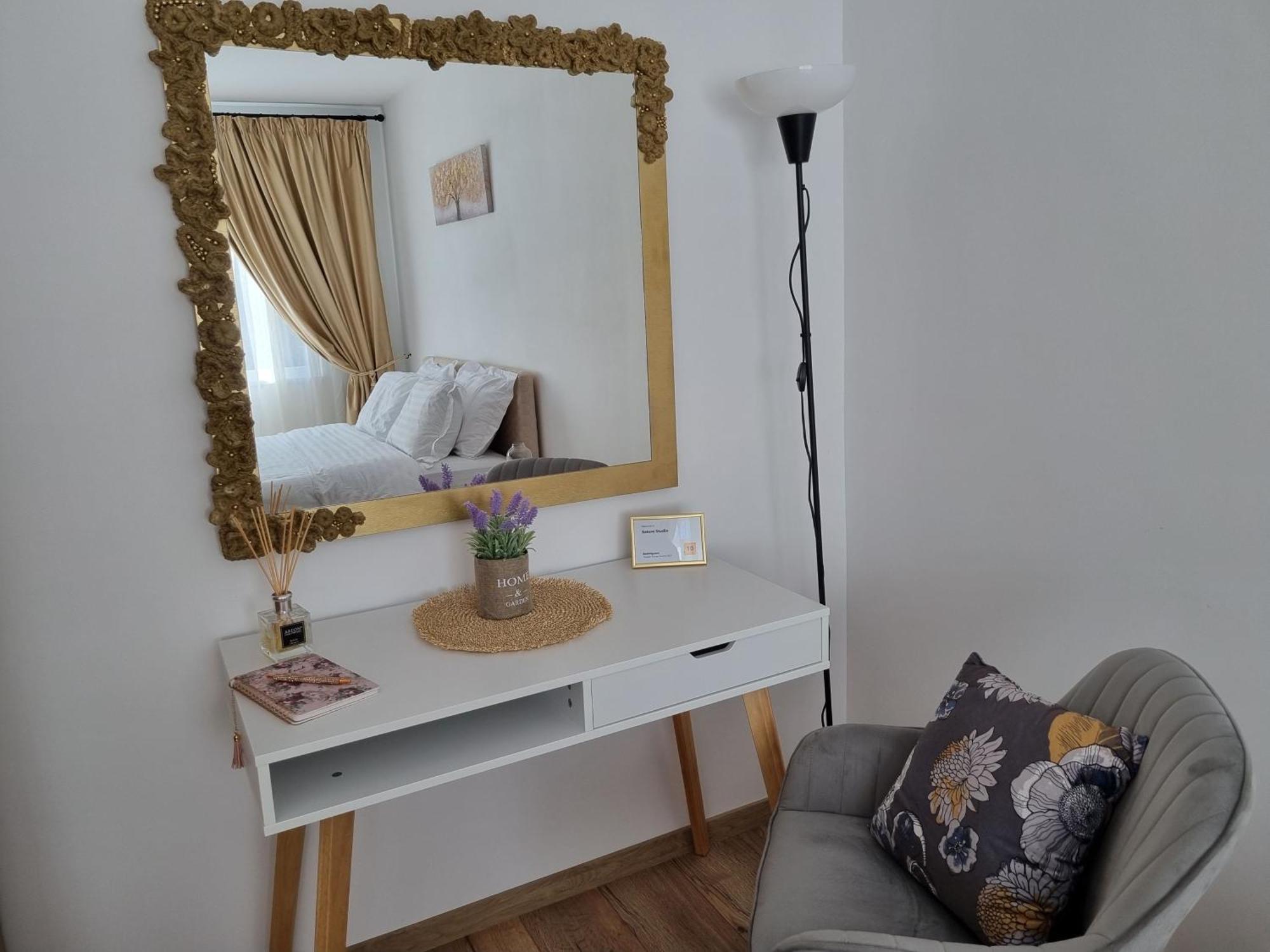 Saturn Studio Braşov Eksteriør billede